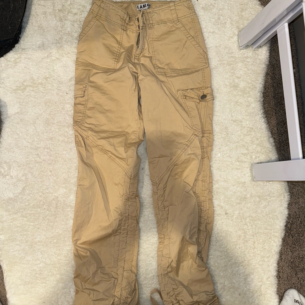 I am Gia cargo pants